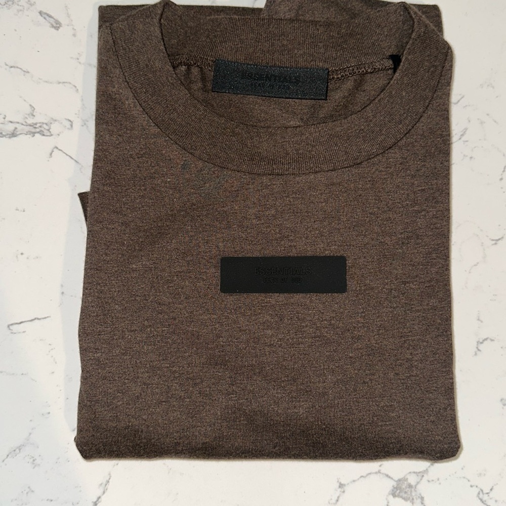Essentials fear of god t shirt (oversized) size M